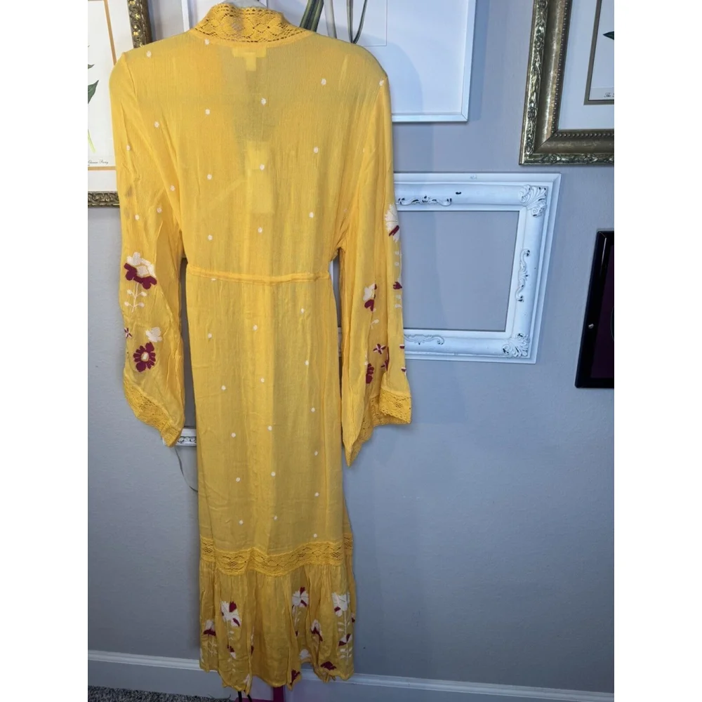 Frock & Frill Sunshine of Your Love Midi Dress - Picture 9 of 9